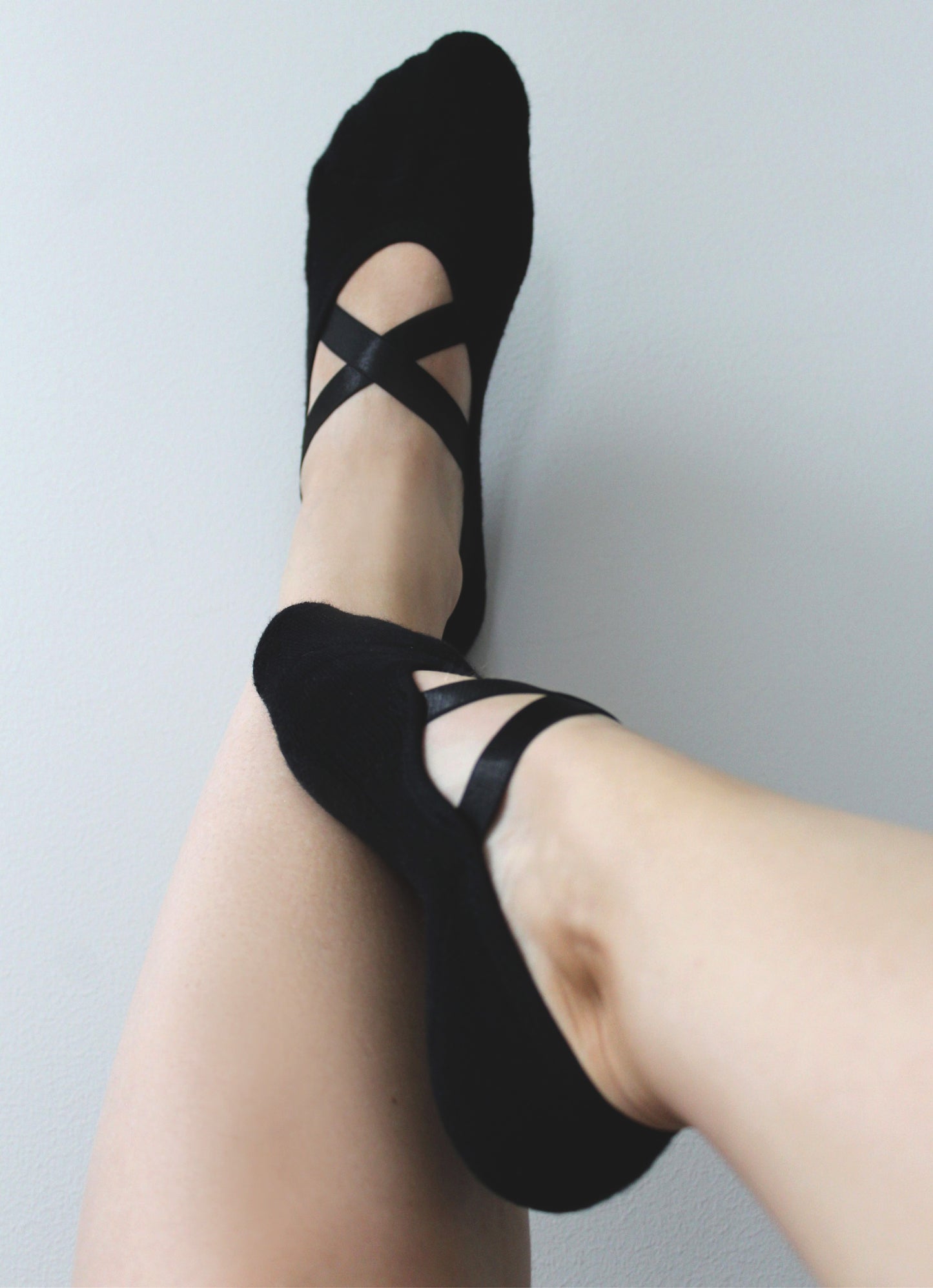 Sazzy Cross Black