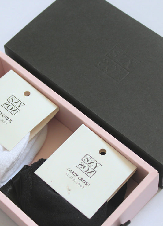 Duo-pack Sazzy Cross (Black & White)